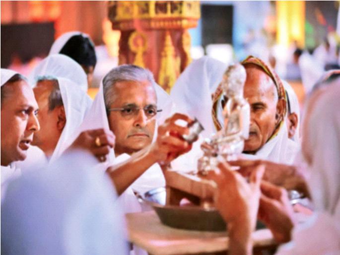 Pranpratistha Suphal Sampura, Baahubali Munindra Bhagwan's Panchakalyan Festival | प्राणप्रतिष्ठा सुफळ संपूर्ण, बाहुबली मुनींद्र भगवान यांचा पंचकल्याणक महोत्सव Pranpratistha Suphal Sampura, Baahubali Munindra Bhagwan's Panchakalyan Festival | प्राणप्रतिष्ठा सुफळ संपूर्ण, बाहुबली मुनींद्र भगवान यांचा पंचकल्याणक महोत्सव
