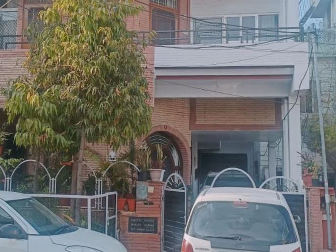 A bigger scandal than a scandal was caught! Raids on 40 places of engineer Avinash Sharma, 55 plots and many more; Gift deed to be prepared... | घबाडापेक्षा मोठे घबाड हाती लागले! इंजिनिअरच्या ४० ठिकाणांवर छापे, ५५ प्लॉट्स अन् बरेच काही; गिफ्ट डीड बनवून घ्यायचा... A bigger scandal than a scandal was caught! Raids on 40 places of engineer Avinash Sharma, 55 plots and many more; Gift deed to be prepared... | घबाडापेक्षा मोठे घबाड हाती लागले! इंजिनिअरच्या ४० ठिकाणांवर छापे, ५५ प्लॉट्स अन् बरेच काही; गिफ्ट डीड बनवून घ्यायचा...