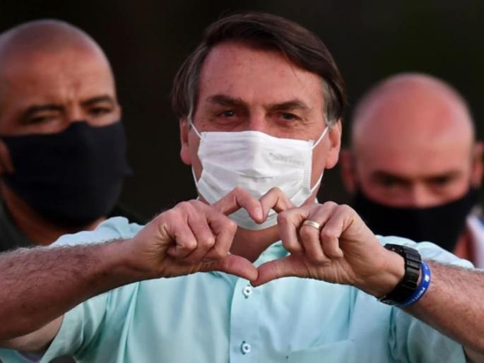Women may grow beard after taking corona vaccine: Jair Bolsonaro Brazil president | ब्राझीलचे राष्ट्राध्यक्ष का म्हणतात, कोरोनाची लस टोचल्यावर बायकांना दाढी येईल! Women may grow beard after taking corona vaccine: Jair Bolsonaro Brazil president | ब्राझीलचे राष्ट्राध्यक्ष का म्हणतात, कोरोनाची लस टोचल्यावर बायकांना दाढी येईल!