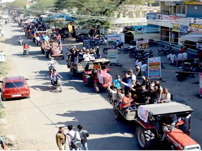 Maharashtra Kesari Wrestling Competition: Welcoming the wrestling procession in Jalna by strongly welcome | महाराष्ट्र केसरी कुस्ती स्पर्धा : जालन्यात पहिलवानांची मिरवणूक काढून जोरदार स्वागत Maharashtra Kesari Wrestling Competition: Welcoming the wrestling procession in Jalna by strongly welcome | महाराष्ट्र केसरी कुस्ती स्पर्धा : जालन्यात पहिलवानांची मिरवणूक काढून जोरदार स्वागत