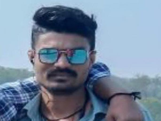 Jalgaon: A young man ended his journey by hanging himself! | Jalgaon: गळफास घेऊन तरूणाने संपविली जीवनयात्रा ! Jalgaon: A young man ended his journey by hanging himself! | Jalgaon: गळफास घेऊन तरूणाने संपविली जीवनयात्रा !