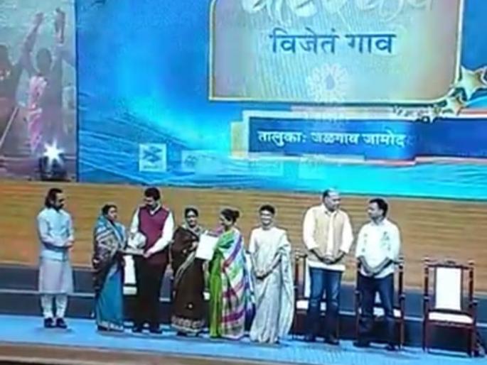 Water Cup Competition: 23 lakhs prizes to three villages of Jalgaon Jamod taluka | वॉटर कप स्पर्धा : जळगाव जामोद तालुक्यातील तीन गावांना २३ लाखांची बक्षिसे Water Cup Competition: 23 lakhs prizes to three villages of Jalgaon Jamod taluka | वॉटर कप स्पर्धा : जळगाव जामोद तालुक्यातील तीन गावांना २३ लाखांची बक्षिसे