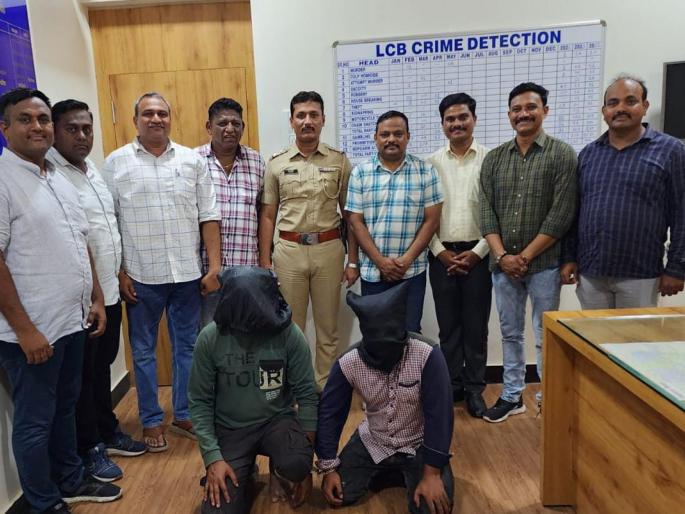 jalgaon lcb has arrested two people who committed crime in surat | सुरतेत ‘डबल मर्डर’ करणारे दोघे जळगाव एलसीबीच्या ताब्यात jalgaon lcb has arrested two people who committed crime in surat | सुरतेत ‘डबल मर्डर’ करणारे दोघे जळगाव एलसीबीच्या ताब्यात
