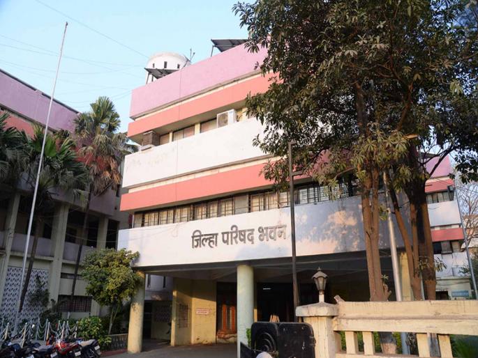 Schedule issued to meet Chief Executive Engineer of Zilla Parishad in Jalgaon | तुमचा दिवस आहे का, मगच जि.प.मध्ये या; आता अधिकाऱ्यांच्या भेटीसाठी वेळापत्रक..! Schedule issued to meet Chief Executive Engineer of Zilla Parishad in Jalgaon | तुमचा दिवस आहे का, मगच जि.प.मध्ये या; आता अधिकाऱ्यांच्या भेटीसाठी वेळापत्रक..!
