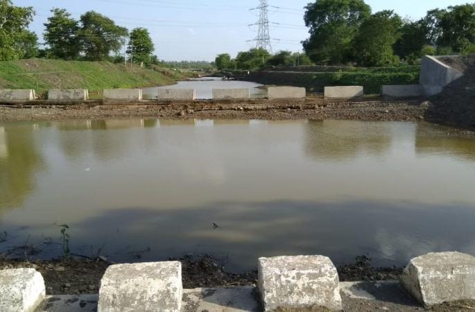 297 works of water conservation in 128 villages of Washim district! | वाशिम जिल्ह्यातील १२८ गावांत जलसंधारणाची २९७ कामे! 297 works of water conservation in 128 villages of Washim district! | वाशिम जिल्ह्यातील १२८ गावांत जलसंधारणाची २९७ कामे!