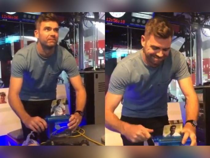 James Anderson bizarrely shreds Ravi Ashwin’s photo in reaction to Mankad incident | जेम्स अँडरसन अश्विनवर संतापला; फोटोचे तुकडे तुकडे करून राग काढला