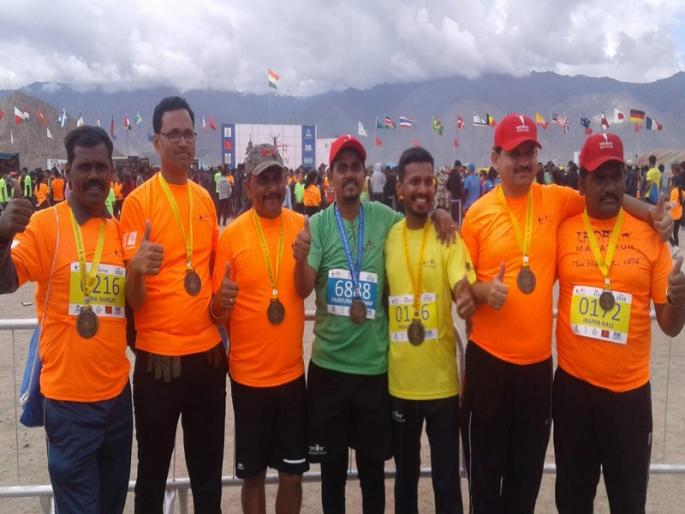 Jamkhed Group completes the largest international marathon event | जामखेड गृपने पूर्ण केली सर्वात उंच आंतरराष्ट्रीय मॅरेथॉन स्पर्धा Jamkhed Group completes the largest international marathon event | जामखेड गृपने पूर्ण केली सर्वात उंच आंतरराष्ट्रीय मॅरेथॉन स्पर्धा