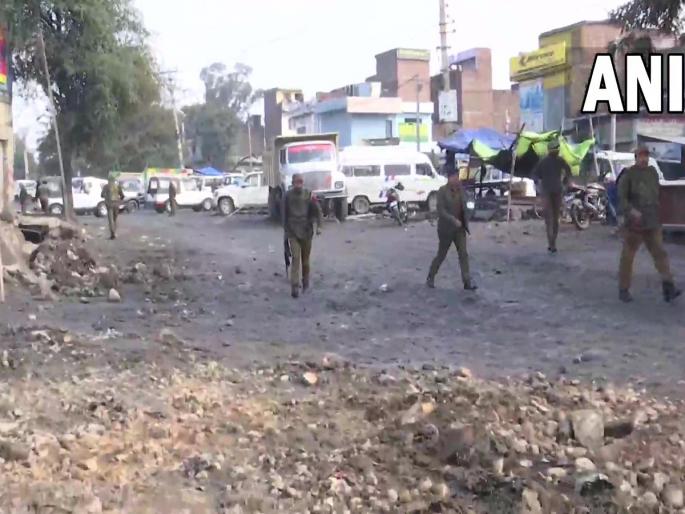 2 blasts in Narwal area in Jammu and Kashmir; 6 people injured, police rushed to the spot | जम्मू-काश्मीरमध्ये नरवाल भागात 2 स्फोट; 6 जण जखमी, पोलीस घटनास्थळी दाखल 2 blasts in Narwal area in Jammu and Kashmir; 6 people injured, police rushed to the spot | जम्मू-काश्मीरमध्ये नरवाल भागात 2 स्फोट; 6 जण जखमी, पोलीस घटनास्थळी दाखल