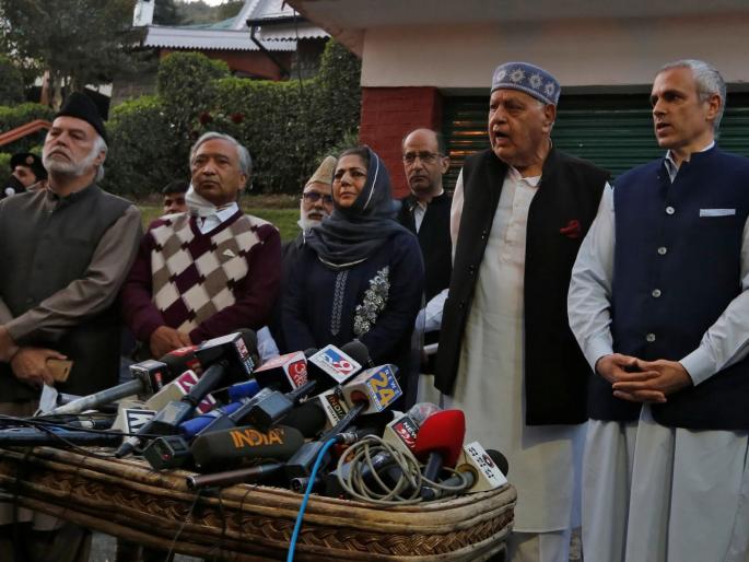 Even in Jammu and Kashmir, 'India' is strong; Along with the National Conference, PDP came | जम्मू-काश्मिरातही ‘इंडिया’ भक्कम; नॅशनल कॉन्फरन्स, पीडीपी आले सोबत Even in Jammu and Kashmir, 'India' is strong; Along with the National Conference, PDP came | जम्मू-काश्मिरातही ‘इंडिया’ भक्कम; नॅशनल कॉन्फरन्स, पीडीपी आले सोबत