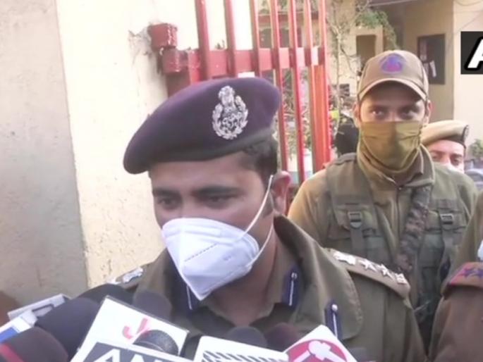 lashkar e Mustafa terror organisation chief hidayatullah Malik has been arrested from Jammu | लष्कर-ए-मुस्तफाचा म्होरक्या हिदायतुल्ला मलिकला अटक; दहशतवादी हल्ल्याचा कट उधळला lashkar e Mustafa terror organisation chief hidayatullah Malik has been arrested from Jammu | लष्कर-ए-मुस्तफाचा म्होरक्या हिदायतुल्ला मलिकला अटक; दहशतवादी हल्ल्याचा कट उधळला