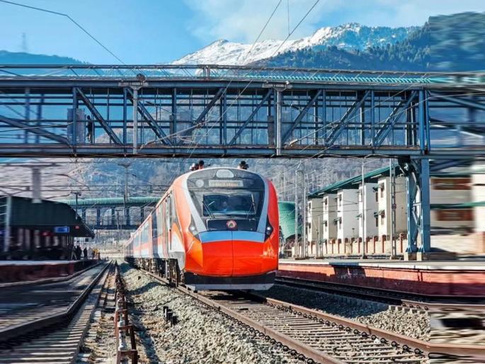 jammu to srinagar vande bharat train likely starts soon know everything about all details route date ticket | कमाल! जम्मू ते श्रीनगर मार्गावर लवकरच धावणार वंदे भारत ट्रेन; कधी होणार सुरु? पाहा, तिकीट दर jammu to srinagar vande bharat train likely starts soon know everything about all details route date ticket | कमाल! जम्मू ते श्रीनगर मार्गावर लवकरच धावणार वंदे भारत ट्रेन; कधी होणार सुरु? पाहा, तिकीट दर