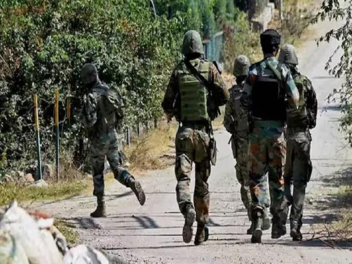 Sopore Encounter: Major Army Operation in Jammu and Kashmir's Sopore; Two terrorists killed | जम्मू-काश्मीरच्या सोपोरमध्ये सैन्याची मोठी कारवाई; दोन दहशतवाद्यांचा खात्मा Sopore Encounter: Major Army Operation in Jammu and Kashmir's Sopore; Two terrorists killed | जम्मू-काश्मीरच्या सोपोरमध्ये सैन्याची मोठी कारवाई; दोन दहशतवाद्यांचा खात्मा