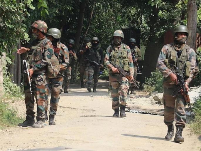 Jammu Kashmir Encounter : Fierce encounter in Kulgam ; 6 terrorists killed, 2 jawans martyred | जम्मू-काश्मीरच्या कुलगाममध्ये भीषण चकमक; 6-8 दहशतवाद्यांचा खात्मा, 2 जवानांना वीरमरण... Jammu Kashmir Encounter : Fierce encounter in Kulgam ; 6 terrorists killed, 2 jawans martyred | जम्मू-काश्मीरच्या कुलगाममध्ये भीषण चकमक; 6-8 दहशतवाद्यांचा खात्मा, 2 जवानांना वीरमरण...