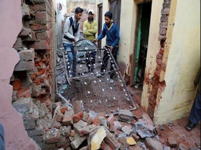 red-alert-in-kashmir-20-thousand-of-peoples-asked-to-left-home-in-kashmir | जम्मू कश्मीरमध्ये रेड अलर्ट, शाळांना सुट्टी; 20 हजार नागरिकांना हलवले सुरक्षित स्थळी red-alert-in-kashmir-20-thousand-of-peoples-asked-to-left-home-in-kashmir | जम्मू कश्मीरमध्ये रेड अलर्ट, शाळांना सुट्टी; 20 हजार नागरिकांना हलवले सुरक्षित स्थळी