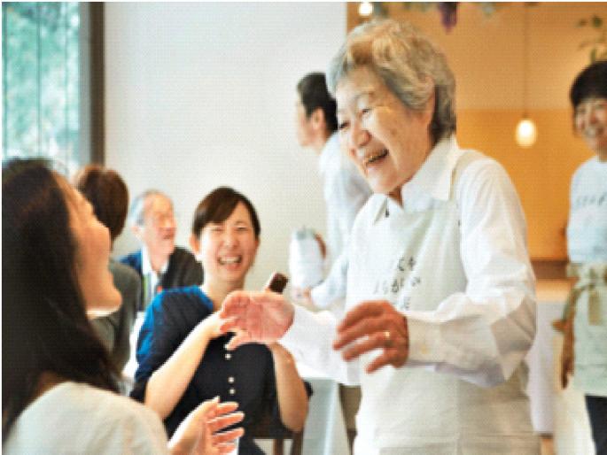 Japan's 'Restaurant of Mistake Orders'; Come again, they're back to 'wrong order'! | जपानचं 'हे' हॉटेल ‘चुकीची ऑर्डर’ देण्याकरिता प्रसिद्ध; तरीही लोकांची प्रचंड गर्दी, काय आहे कारण? Japan's 'Restaurant of Mistake Orders'; Come again, they're back to 'wrong order'! | जपानचं 'हे' हॉटेल ‘चुकीची ऑर्डर’ देण्याकरिता प्रसिद्ध; तरीही लोकांची प्रचंड गर्दी, काय आहे कारण?