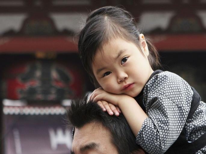 2720: Only one child in all of Japan? | २७२० : अख्ख्या जपानमध्ये फक्त एक मूल? 2720: Only one child in all of Japan? | २७२० : अख्ख्या जपानमध्ये फक्त एक मूल?