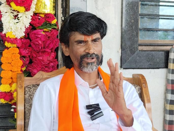 Wait for two-three days, there will be a big exposure, Manoj Jarange's indicative statement | दोन-तीन दिवस थांबा मोठा पर्दाफाश होणार, मनोज जरांगे यांचे सूचक वक्तव्य Wait for two-three days, there will be a big exposure, Manoj Jarange's indicative statement | दोन-तीन दिवस थांबा मोठा पर्दाफाश होणार, मनोज जरांगे यांचे सूचक वक्तव्य