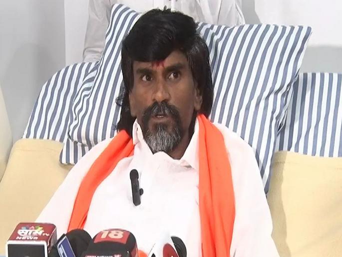 Maratha protester Manoj Jarange Patil criticized the government | १३ जुलैपर्यंत शांत आहे, नाहीतर पुढचा धमाका होणार; मनोज जरांगे पाटलांचा इशारा Maratha protester Manoj Jarange Patil criticized the government | १३ जुलैपर्यंत शांत आहे, नाहीतर पुढचा धमाका होणार; मनोज जरांगे पाटलांचा इशारा