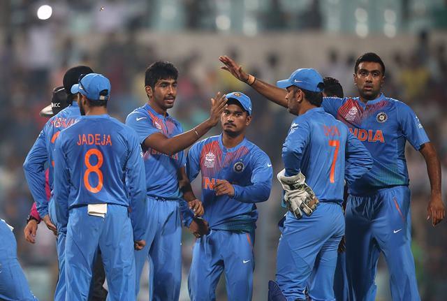 ms Dhoni along with jasprit bumrah from India's team also out | भारताच्या संघातून धोनीबरोबर एक महत्वाचा खेळाडूही संघातून बाहेर