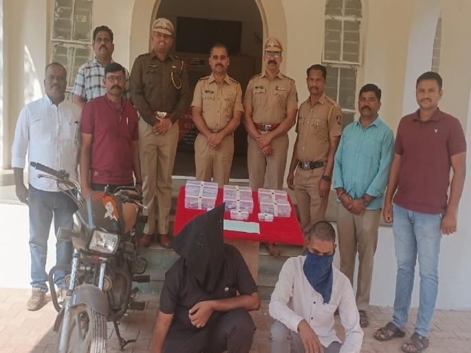Six pistols and 20 cartridges seized in Jat during ongoing inspection drive in the backdrop of elections two arrested | Sangli Crime: जतमध्ये सहा पिस्तुलांसह २० काडतुसे जप्त; दोघांना अटक