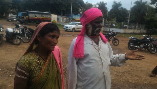 Junket's mortician boycotted her family for 30 years: 'Anees' runs; | जतमधील मरीआई कुटुंबावर ३० वर्षांपासून बहिष्कार, वाळीत टाकले : ‘अंनिस’कडे धाव; Junket's mortician boycotted her family for 30 years: 'Anees' runs; | जतमधील मरीआई कुटुंबावर ३० वर्षांपासून बहिष्कार, वाळीत टाकले : ‘अंनिस’कडे धाव;