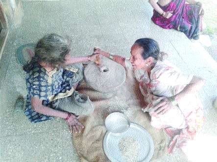 New history of races and castes | जातं व जात्यांवरील ओव्या इतिहासजमा New history of races and castes | जातं व जात्यांवरील ओव्या इतिहासजमा