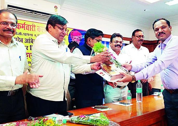 India can not develop without caste end: Rahul Wankhede | जातीअंताशिवाय भारत विकसित होऊ शकत नाही :राहुल वानखेडे India can not develop without caste end: Rahul Wankhede | जातीअंताशिवाय भारत विकसित होऊ शकत नाही :राहुल वानखेडे