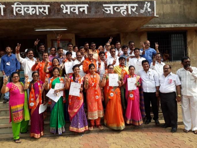 The victory of shivsena's nine seats in the Jawhar municipal corporation | जव्हारमध्ये आवाज शिवसेनेचाच....! नगराध्यक्षांसहीत 9 जागांवर विजय, जव्हार प्रतिष्ठानला 1 जागेवर समाधान, NCPनं राखल्या 6 जागा