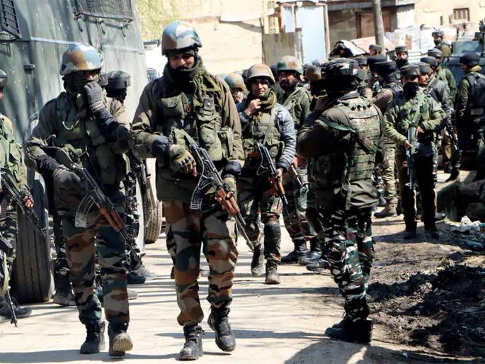 CoronaVirus News: A total of 23 people, including 22 CRPF personnel, reported positive | CoronaVirus News: सीआरपीएफच्या 22 जवानांसह एकूण 23 जणांचे रिपोर्ट पॉझिटिव्ह CoronaVirus News: A total of 23 people, including 22 CRPF personnel, reported positive | CoronaVirus News: सीआरपीएफच्या 22 जवानांसह एकूण 23 जणांचे रिपोर्ट पॉझिटिव्ह