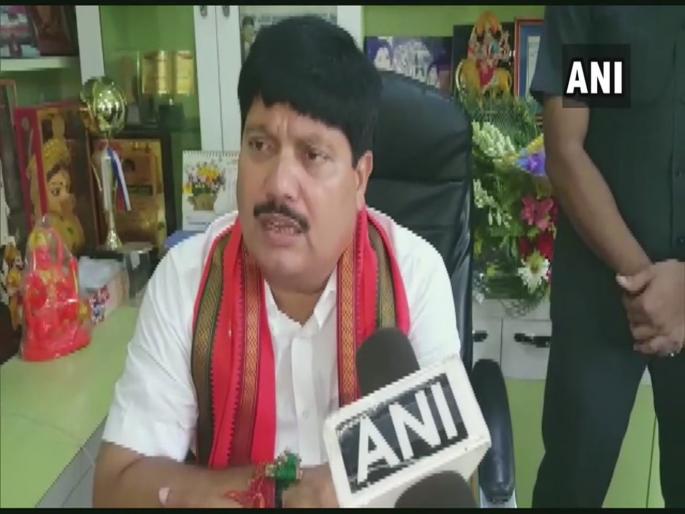 bjp send Jai Shri Ram name 10 lakh letters Mamata | 'जय श्री राम' लिहलेले 10 लाख पोस्टकार्ड ममतांना पाठवणार : भाजप