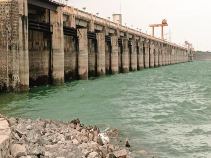Water shortage in Chhatrapati Sambhajinagar; Emergency pumps in Jayakwadi dam will be started | छत्रपती संभाजीनगरात पाण्यासाठी बोंब; जायकवाडी धरणातील आपत्कालीन पंप सुरू करणार Water shortage in Chhatrapati Sambhajinagar; Emergency pumps in Jayakwadi dam will be started | छत्रपती संभाजीनगरात पाण्यासाठी बोंब; जायकवाडी धरणातील आपत्कालीन पंप सुरू करणार