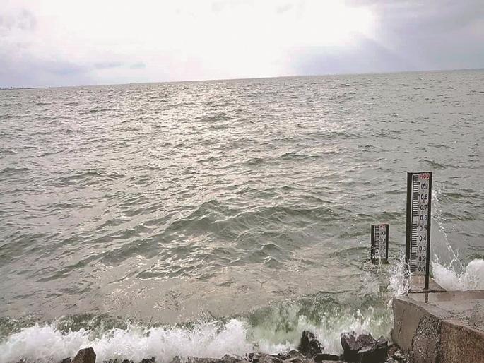 Jayakwadi Dam @ 60%; Arrival of Nashik water in Nathsagar | जायकवाडी धरण @ ६० % ; नाशिकच्या पाण्याचे नाथसागरात आगमन Jayakwadi Dam @ 60%; Arrival of Nashik water in Nathsagar | जायकवाडी धरण @ ६० % ; नाशिकच्या पाण्याचे नाथसागरात आगमन