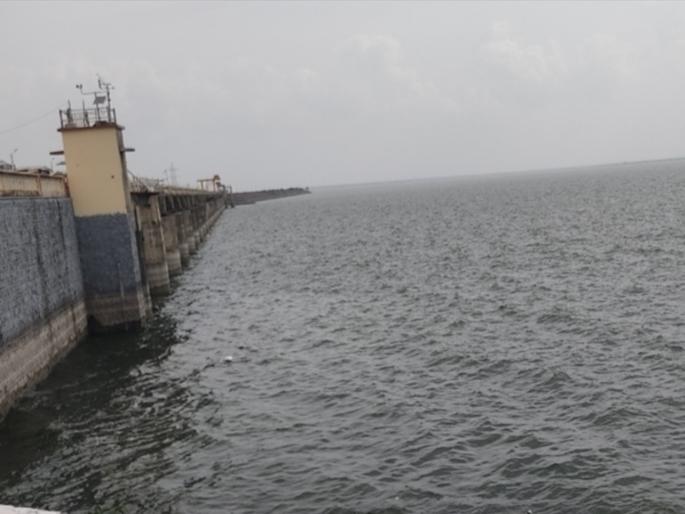 Relief for farmers; Water circulation to be released from Jayakwadi Dam tomorrow for the Kharif season | पावसाच्या प्रतीक्षेतील शेतकऱ्यांना दिलासा; खरीप हंगामासाठी जायकवाडीतून सुटणार आवर्तन Relief for farmers; Water circulation to be released from Jayakwadi Dam tomorrow for the Kharif season | पावसाच्या प्रतीक्षेतील शेतकऱ्यांना दिलासा; खरीप हंगामासाठी जायकवाडीतून सुटणार आवर्तन