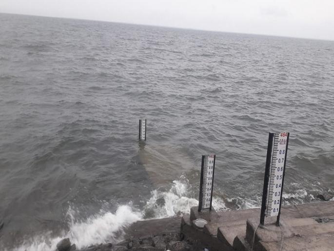 Jayakwadi dam's door will open when it is 85 percent full | जायकवाडी धरण ८५ टक्के भरल्यावर उघडणार दरवाजे Jayakwadi dam's door will open when it is 85 percent full | जायकवाडी धरण ८५ टक्के भरल्यावर उघडणार दरवाजे