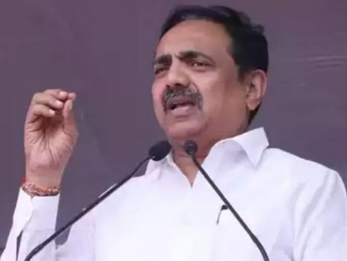 NCP state president Jayant Patil targets Ajit Pawar group | ...त्यांच्यामुळे दुसऱ्या फळीतील नेत्यांना संधी मिळाली; जयंत पाटलांचा खोचक टोला NCP state president Jayant Patil targets Ajit Pawar group | ...त्यांच्यामुळे दुसऱ्या फळीतील नेत्यांना संधी मिळाली; जयंत पाटलांचा खोचक टोला