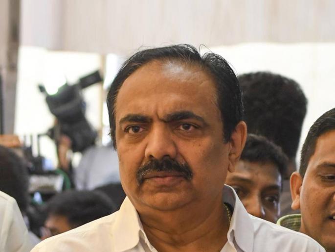 Jayant Patil slams Eknath Shinde led Govt over Filmfare Awards to feature in Gujarat instead of Gujarat | "मुंबईला कमजोर करण्याचा हा घ्या आणखीन एक पुरावा", जयंत पाटलांचा सरकारवर तिखट वार Jayant Patil slams Eknath Shinde led Govt over Filmfare Awards to feature in Gujarat instead of Gujarat | "मुंबईला कमजोर करण्याचा हा घ्या आणखीन एक पुरावा", जयंत पाटलांचा सरकारवर तिखट वार