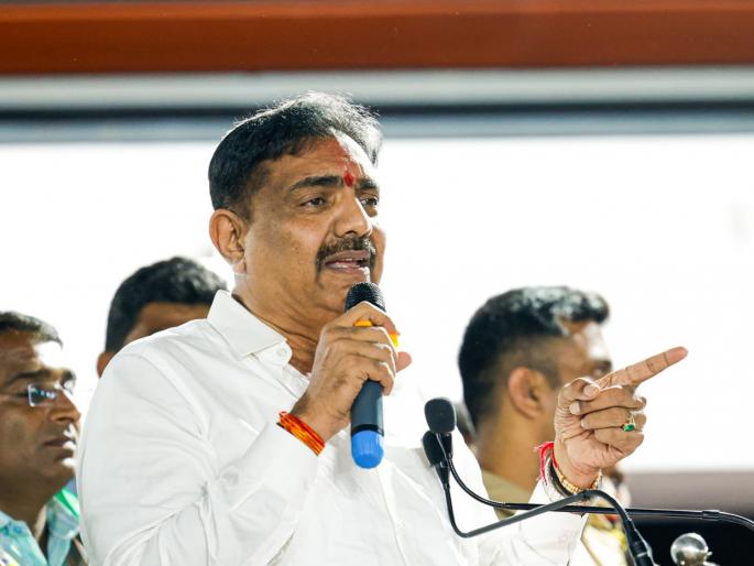 Sharad Pawar took all castes and religions with him throughout his life; There is no truth in Raj Thackeray's allegations - Jayant Patil | सर्व जाती-धर्मांना सोबत घेऊन शरद पवार आयुष्यभर चालले; राज ठाकरेंच्या आरोपात तथ्य नाही - जयंत पाटील Sharad Pawar took all castes and religions with him throughout his life; There is no truth in Raj Thackeray's allegations - Jayant Patil | सर्व जाती-धर्मांना सोबत घेऊन शरद पवार आयुष्यभर चालले; राज ठाकरेंच्या आरोपात तथ्य नाही - जयंत पाटील