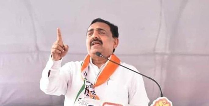 The behavior of the Uttar Pradesh government is inhumane | उत्तर प्रदेश सरकारचे वागणे अमानवी : हाथरस बलात्कारप्रकरणी जयंत पाटील यांची टीका