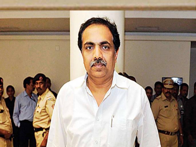 Maharashtra Winter Session ncp mla Jayant Patil will be suspended for one year meeting of the rulers begins | Maharashtra Winter Session: जयंत पाटील यांना एक वर्षासाठी निलंबित करणार?; सत्ताधाऱ्यांची बैठक सुरू Maharashtra Winter Session ncp mla Jayant Patil will be suspended for one year meeting of the rulers begins | Maharashtra Winter Session: जयंत पाटील यांना एक वर्षासाठी निलंबित करणार?; सत्ताधाऱ्यांची बैठक सुरू