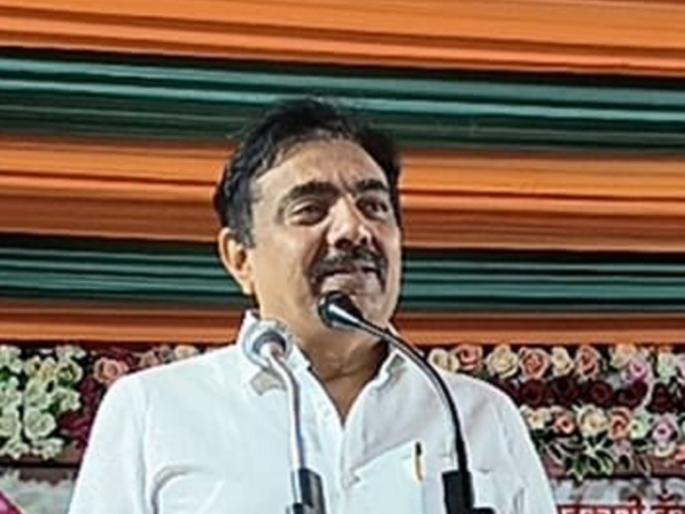 So decided to keep fighting rather than following anyone's side says Jayant Patil | ..तर महायुतीकडे मिळाली असती लाल दिव्याची गाडी - जयंत पाटील So decided to keep fighting rather than following anyone's side says Jayant Patil | ..तर महायुतीकडे मिळाली असती लाल दिव्याची गाडी - जयंत पाटील