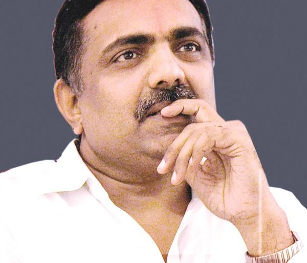 Jayant Factor shocks in dry-shawl | वाळवा-शिराळ्यामध्ये जयंत फॅक्टरला धक्के Jayant Factor shocks in dry-shawl | वाळवा-शिराळ्यामध्ये जयंत फॅक्टरला धक्के