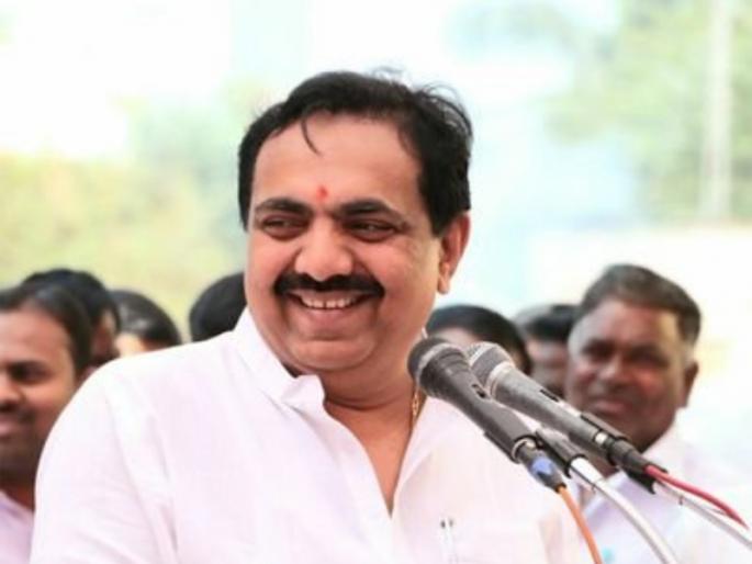 Jayant Patil said that I got the lift of the helicopter and that is why I came to Pandharpur | जयंत पाटील म्हणाले मला हेलिकॉप्टरची लिफ्ट मिळाली म्हणूनच मी पंढरपुरात आलो Jayant Patil said that I got the lift of the helicopter and that is why I came to Pandharpur | जयंत पाटील म्हणाले मला हेलिकॉप्टरची लिफ्ट मिळाली म्हणूनच मी पंढरपुरात आलो