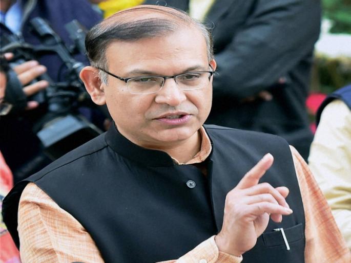 today airfare is less than that of an auto rickshaw says central minister jayant sinha | रिक्षापेक्षा विमान प्रवास स्वस्त; केंद्रीय मंत्र्यांनी सांगितलं गणित today airfare is less than that of an auto rickshaw says central minister jayant sinha | रिक्षापेक्षा विमान प्रवास स्वस्त; केंद्रीय मंत्र्यांनी सांगितलं गणित
