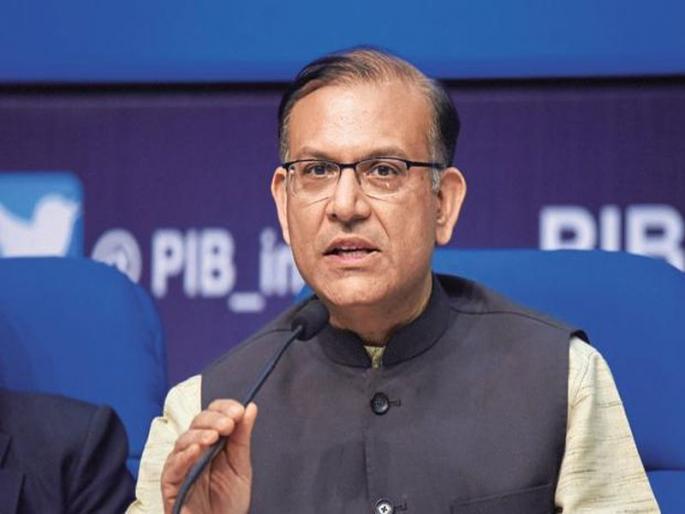 Minister of State for Civil Aviation jayant sinha asked for snacks in air asia flight | नागरी उड्डाण राज्यमंत्र्यांनाच विमानात स्नॅक्स नाकारलं गेलं, अन्.... Minister of State for Civil Aviation jayant sinha asked for snacks in air asia flight | नागरी उड्डाण राज्यमंत्र्यांनाच विमानात स्नॅक्स नाकारलं गेलं, अन्....