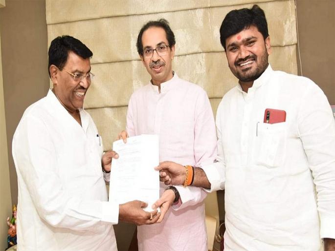 Shiv Sena nominates Jaydutta Kshirsagar | शिवसेनेकडून बीडमधून जयदत्त क्षीरसागरांना उमेदवारी