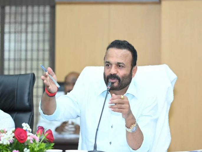 Minister Jaykumar Gore revelation after sensational allegations of sending nude photos to a woman | महिलेला विवस्त्र फोटो पाठवल्याच्या खळबळजनक आरोपानंतर मंत्री जयकुमार गोरेंचा खुलासा Minister Jaykumar Gore revelation after sensational allegations of sending nude photos to a woman | महिलेला विवस्त्र फोटो पाठवल्याच्या खळबळजनक आरोपानंतर मंत्री जयकुमार गोरेंचा खुलासा