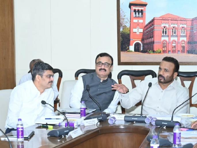 Send proposal for repair of roads and palanquins on palanquin route says Minister Jayakumar Gore | Ashadhi Wari: पालखी मार्गावरील रस्ते, पालखीतळ दुरस्तीसाठी प्रस्ताव पाठवा - मंत्री जयकुमार गोरे  Send proposal for repair of roads and palanquins on palanquin route says Minister Jayakumar Gore | Ashadhi Wari: पालखी मार्गावरील रस्ते, पालखीतळ दुरस्तीसाठी प्रस्ताव पाठवा - मंत्री जयकुमार गोरे