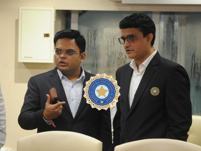 IPL 2022: Corona beats IPL again, but this time tournament can be played in Mumbai instead of UAE | IPL 2022: आयपीएलवर पुन्हा कोरोनाचं सावट, मात्र यावेळी यूएईऐवजी मुंबईत खेळवली जाऊ शकते स्पर्धा