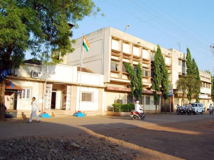 Place of Shiva statue in Jaysingpur transferred to Palika | जयसिंगपुरात शिवपुतळ्याची जागा पालिकेकडे हस्तांतरीत Place of Shiva statue in Jaysingpur transferred to Palika | जयसिंगपुरात शिवपुतळ्याची जागा पालिकेकडे हस्तांतरीत