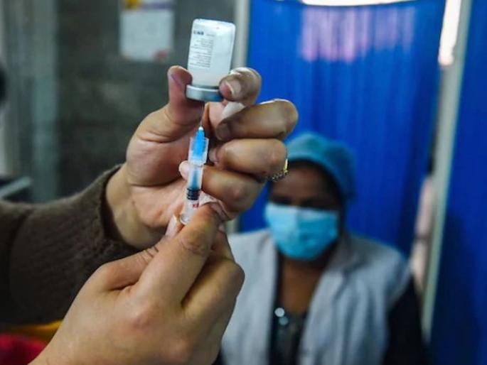 Thane has run out of vaccines | ठाण्यातील लसींचा साठा संपला Thane has run out of vaccines | ठाण्यातील लसींचा साठा संपला